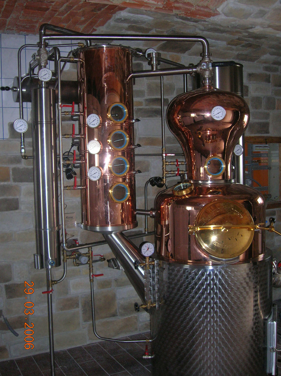 Destillerie von Familie Peterseil